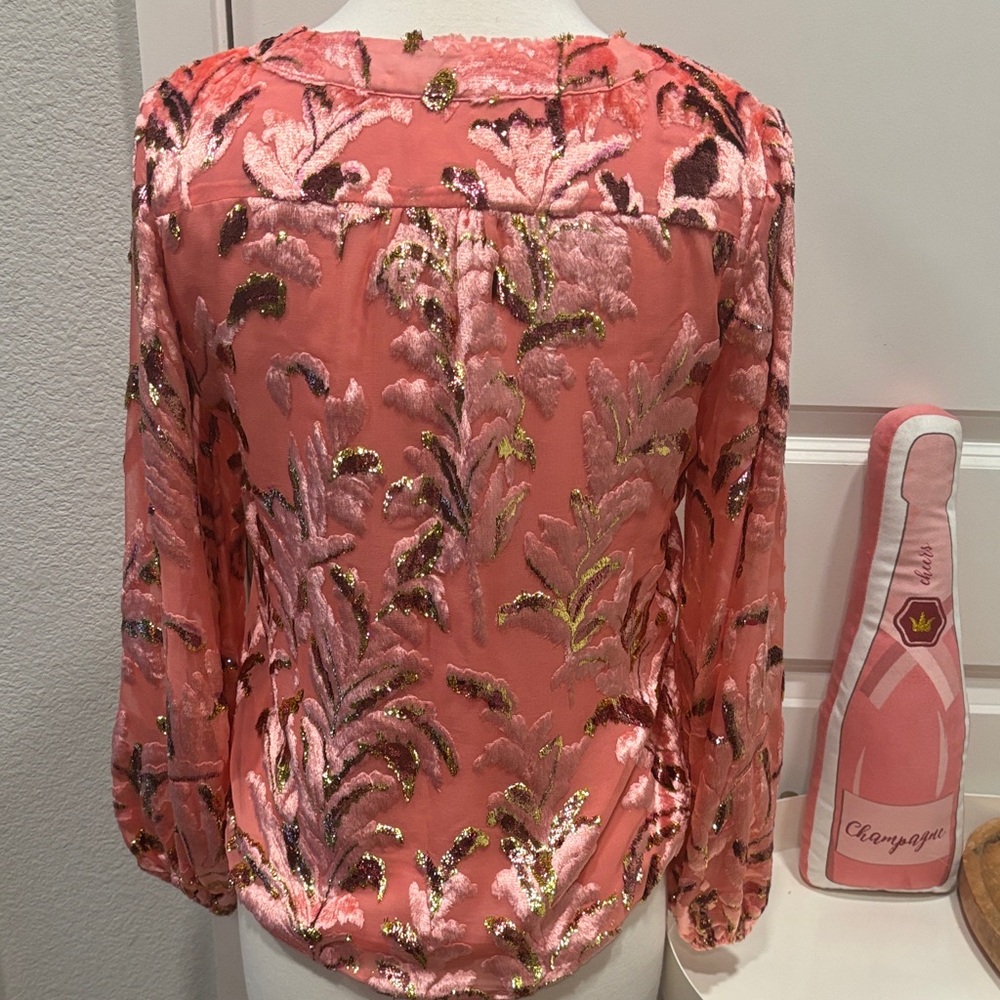 EUC Anthropologie Pink and Gold Blouse - Picture 9 of 10